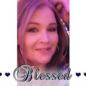 Meet your Posher, Deborah